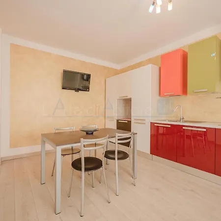 Ai Navigatori Fronte Mare Apartmán *